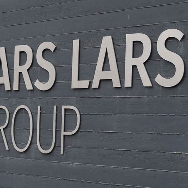 Lars Larsen Group Topbanner